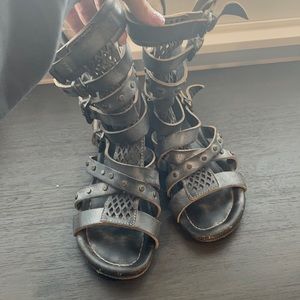 biscayne size 7, these fit like an 8. great condition with a lot of life left.